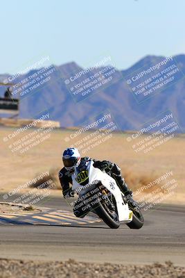 media/Jan-08-2022-SoCal Trackdays (Sat) [[1ec2777125]]/Turn 4 (1145am)/